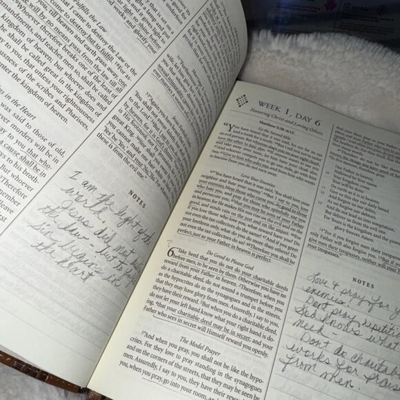 NKJV New Testament Note Worthy Collection Leather Bound GOOD w 12 USED Pages - Picture 10 of 16